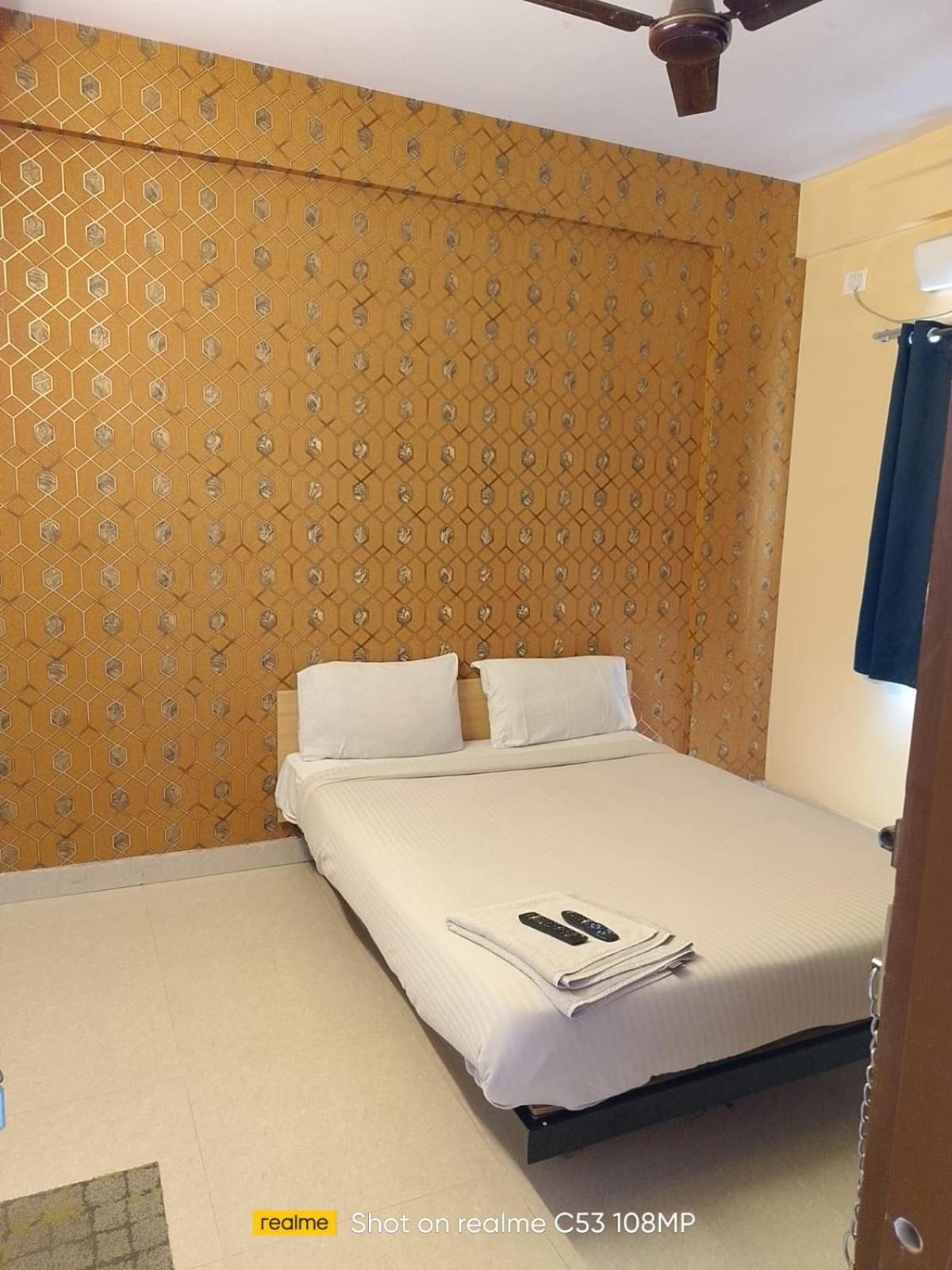 Hotel Pallavi Grand Bangalore Ngoại thất bức ảnh